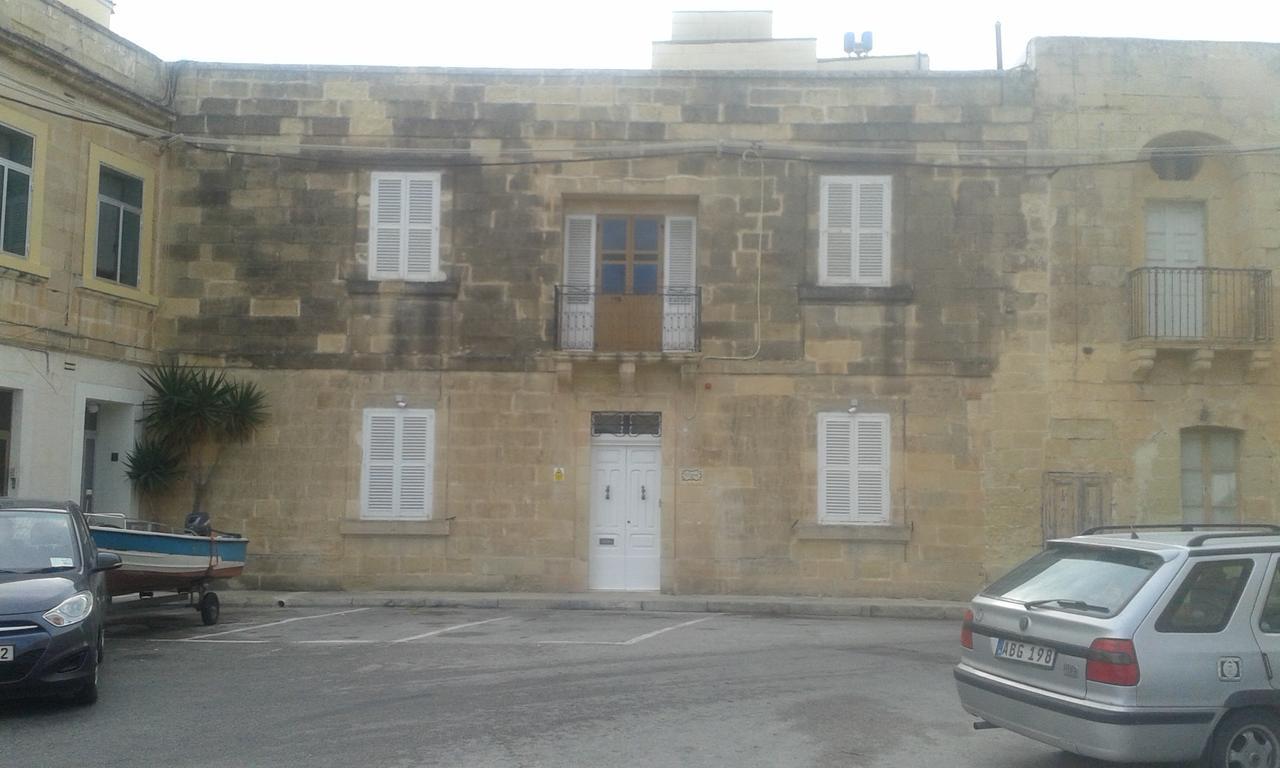 Le Margherite Kalkara Bagian luar foto